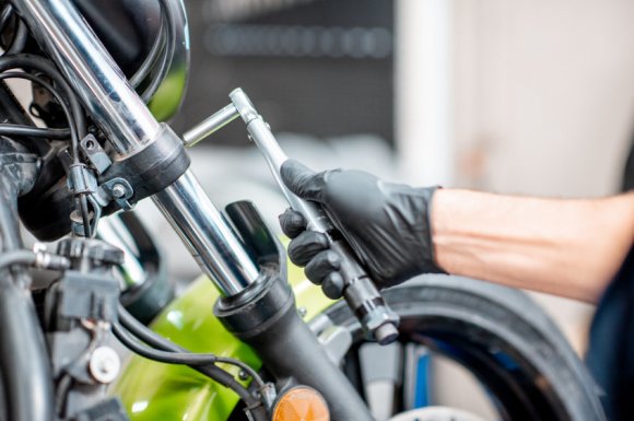 Garage Goncalves - Dépannage et remorquage de moto le week-end et jours fériés - Briord